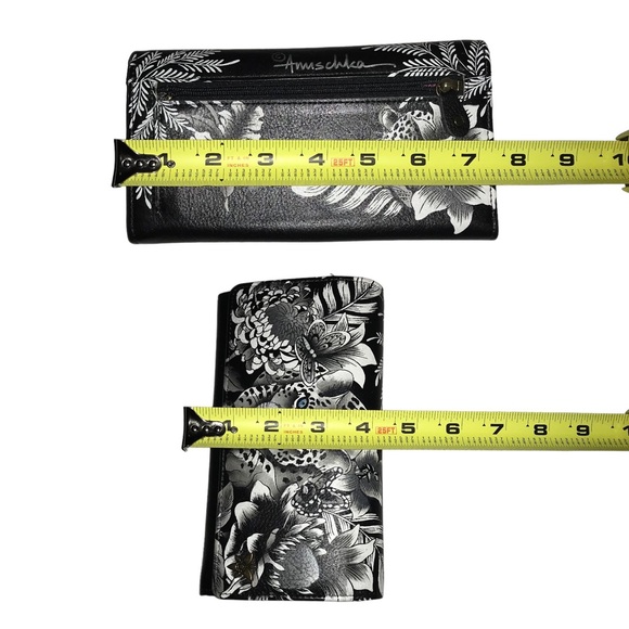 Cleopatra’s Accordion Flat Wallet by Anuschka - Picture 2 of 5